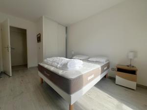 Appartements Appartement confortable proche centre-ville, 4 pers, parking inclus - FR-1-474-209 : photos des chambres