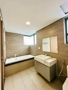 Nhà Của Trúc - 3PN Alnata Daimond Celadon City