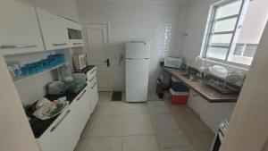 Lindo e amplo apartamento Pé na Areia - Praia Grande