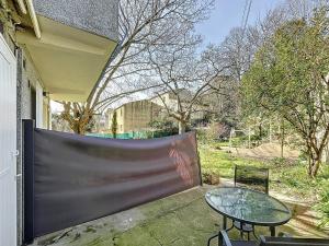 Appartements Studio cosy avec terrasse, proche thermes et centre-ville - Lamalou-les-Bains - FR-1-451-189 : photos des chambres