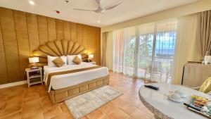 Coco Sunset Beach Resort