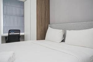 Modern Studio with Cozy Design Serpong Garden Apartment By Travelio