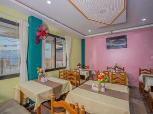 Hotel Black Stone and Snooker House