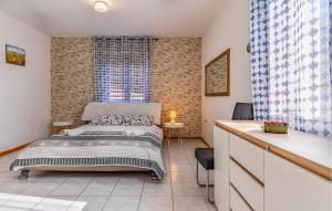 Awesome Apartment In Medulin With Wifi