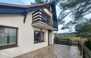Awesome Home In Stezyca With Wifi