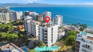 Marsala - 2 Blocks to Beach with Rooftop Pool