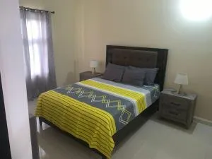 Anette's Urban Nest - Half Way Tree