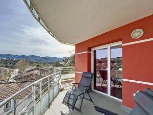 Appartements Bel F3 climatise avec parkings, terrasse et vue sur montagnes a 50m du centre et des thermes - FR-1-451-213 : photos des chambres