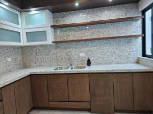 A2P Preciosa casa con habitación abajo en Acacia Residencial