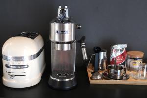 Cozy Esthers Room T with Balcony