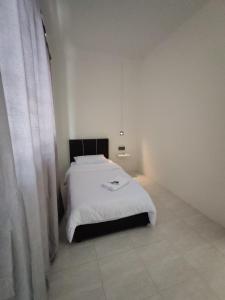 23 Inn Singlebed Room with share bathroom
