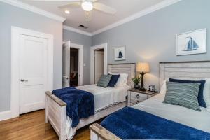 The Osceola Historic District Charm - 10 Minute Walk to FSC & Downtown Lakeland