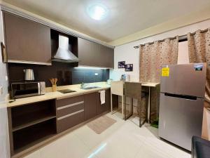 Sheryll Escapes - Kandi comfortable studio with fast WiFi & free housekeeping