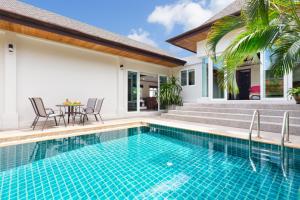 Thai-Balinese Villa Alex in Rawai, 3BR, Private Pool