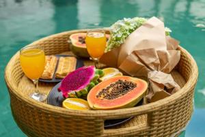 Sunbeji - 3BR Villa in Seminyak with Private Pool