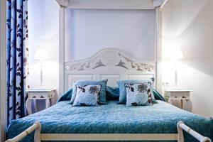 Superior Triple Room room in Grand Hotel des Terreaux