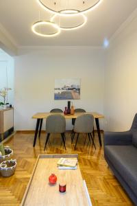 EfZin cozy house, Patras center