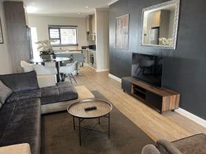 Braham Apartments - The Oasis 91