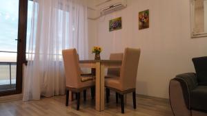 Denisse apartment