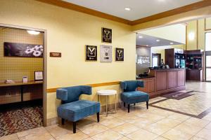 MainStay Suites Madison - Monona