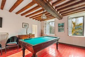 Maisons de vacances Propriete bucolique avec deux maisons, une piscine chauffee et un vaste verger : photos des chambres