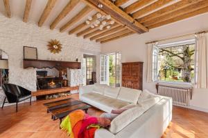 Maisons de vacances Propriete bucolique avec deux maisons, une piscine chauffee et un vaste verger : photos des chambres