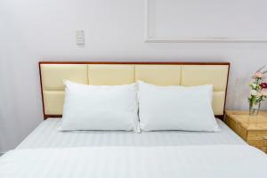 Light Hotel Ha Noi - Near AEON Mall Long Bien