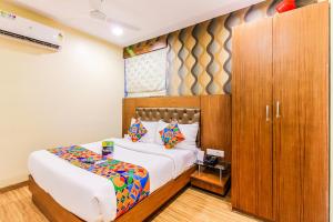 Via Arton Suite - Nr Mumbai International Airport