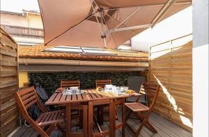 1 bed, center of Nice with AC