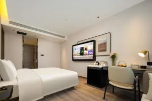 Atour Hotel Qingdao Chengyang Chunyang Road - Jimo