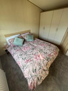 Snowdon View, White Tower Holiday Park