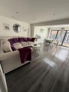 JB Stays Orpington - 奥平顿