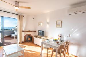 Las Palmas 20c - Oasis Properties