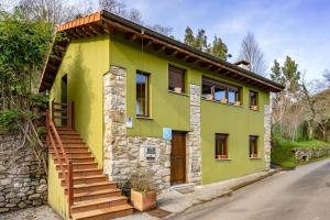 La Ensertal en Ribadesella VV-970-AS