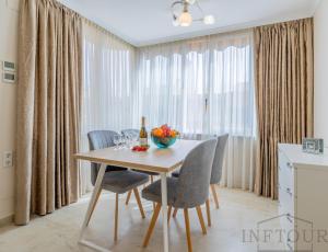 Inftour Apolo III Atico