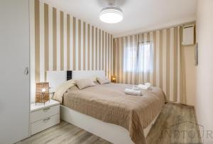 Inftour Apolo III Atico