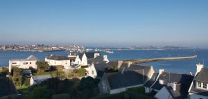 Studio vue mer roscoff et île de batz