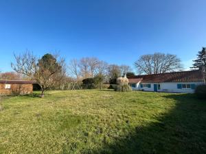 Charmante longère - Havre de paix avec jardin et cheminée