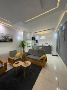 Appartement meublé de 2 chambres et vaste terrasse - 5 min de la plage Fidjrosse Club des Rois - Cococodji