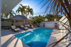 Modern Private 3 Bedroom Pool Villa - GA1