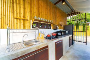 Fantastic 7 Bungalow Private Resort - BR7