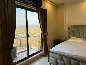 1-Bedroom Apartment Margalla & Murree Views Stay - Phulgran