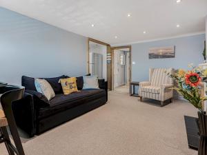 The Sea Retreat - Pass the Keys