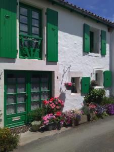 Maisons de vacances Maison de pays coeur de village : photos des chambres