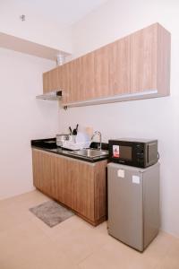 A Relaxing Poolside Stay