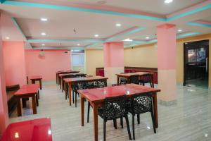 Hotel Ronak by Red Panda & Sapana groups