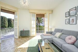 Garda Retreat - beach and every service a 50mt