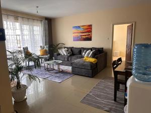 Bee Luxury homes 3bedroom apartment