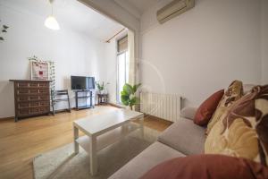 Apartment for 4 in Poble Sec Barcelona