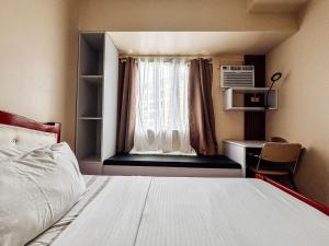 Elegant 2 Bedrooms with Pool View